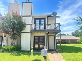 5628 Hearthwood Ct in Arlington, TX - Building Photo