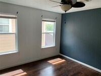 8230 Colonial Ln photo'