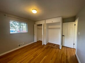 8751 Oakwood St in Westminster, CO - Foto de edificio - Building Photo