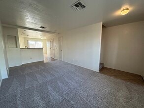 7801 N 44th Dr in Glendale, AZ - Building Photo - Building Photo