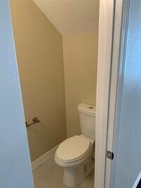 4622 Haywood St photo'