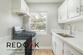 4646 Coliseum St in Los Angeles, CA - Building Photo - Building Photo