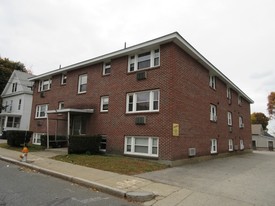 83 Pleasant St Apartamentos