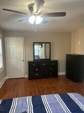 6726 Chamberlain Ave in University City, MO - Foto de edificio - Building Photo