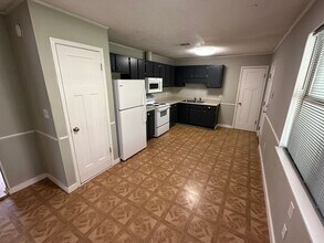 120 Katie Lynn St E in Leesburg, GA - Building Photo - Building Photo