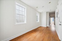 1811 N 18th St - 8
