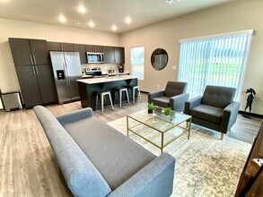 1122 Crosby Dr, Unit 1110 in Carthage, MO - Foto de edificio - Building Photo