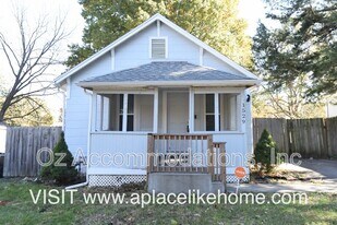 1529 S Harvard Ave in Independence, MO - Building Photo