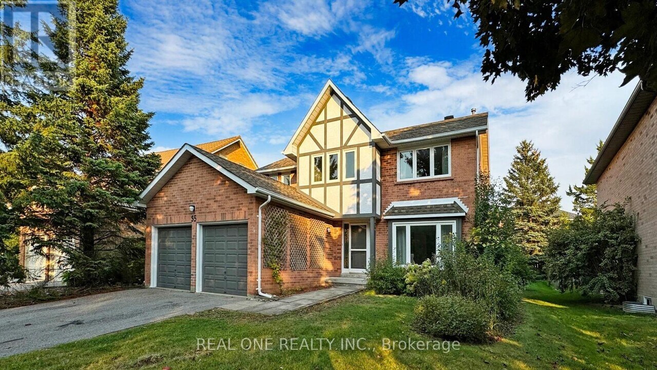 35 Aitken Cir in Markham, ON - Building Photo