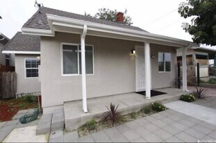 1937 88th Ave in Oakland, CA - Building Photo