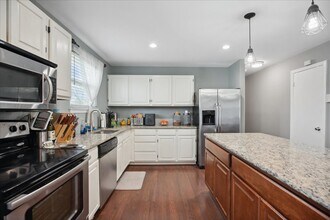 7600 Red Fox Ct in Clinton, MD - Building Photo - Building Photo