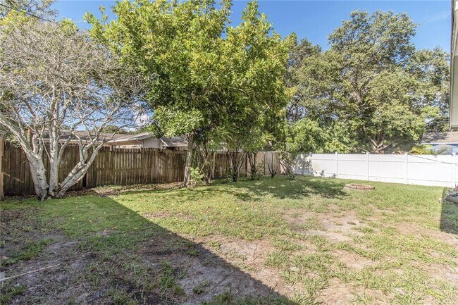 5418 Newton Ave S in Gulfport, FL - Building Photo - Building Photo