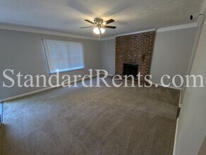 2870 Spruce Cir in Snellville, GA - Building Photo - Building Photo