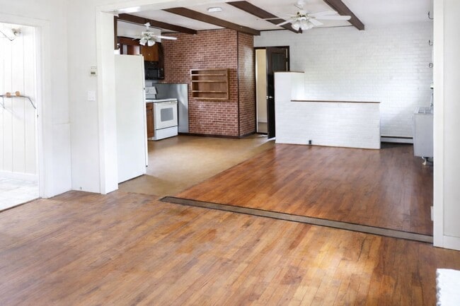 10 Walnut St in Burlington, VT - Building Photo - Building Photo