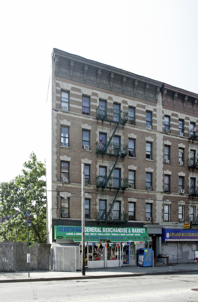 1392 Boston Rd in Bronx, NY - Building Photo - Building Photo