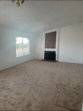 1602 Viola Pl in Pomona, CA - Building Photo - Building Photo