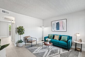 Ardella on 28th in Phoenix, AZ - Building Photo - Building Photo