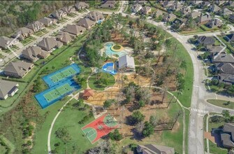 3223 Harmony Creek Ln in Spring, TX - Foto de edificio - Building Photo