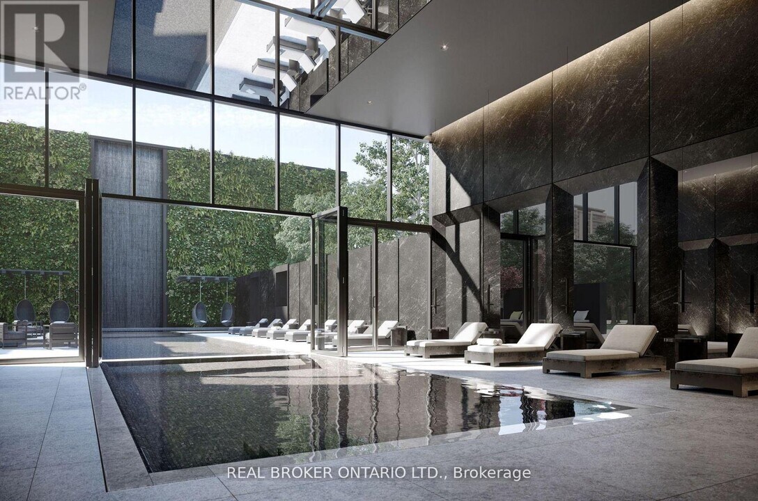 110 Broadway Ave in Toronto, ON - Building Photo