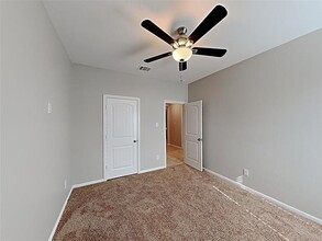 900 Walls Blvd in Crowley, TX - Building Photo - Building Photo