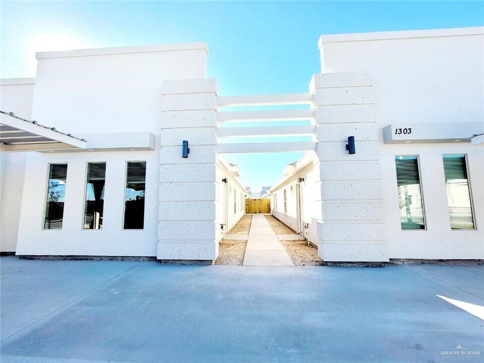 1416 Vani Dr in Weslaco, TX - Building Photo