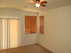 12363 W Jackson St in Avondale, AZ - Foto de edificio - Building Photo