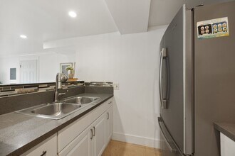 3254 Dos Palos Dr in Los Angeles, CA - Building Photo - Building Photo