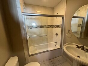 258 Lexington St, Unit 2 in Boston, MA - Building Photo - Building Photo