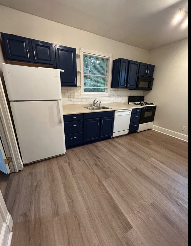 3519 Coolidge Ave, Unit 1