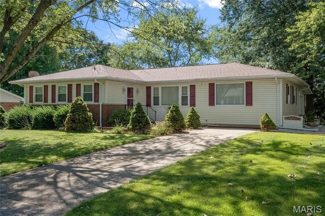 property at 107 Mark Trail Dr