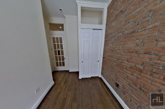 West 51st Street, Unit 2F in New York, NY - Building Photo - Building Photo