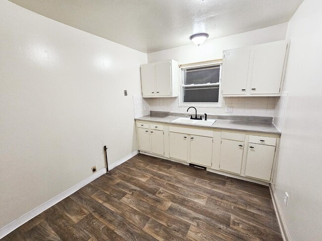 241 Cluster Ave in Akron, OH - Building Photo - Building Photo