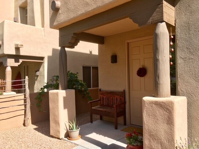 49C Canada Del Rancho in Santa Fe, NM - Building Photo - Building Photo