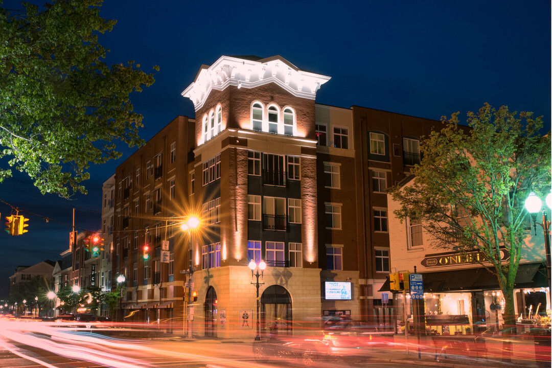 New Village at Patchogue in Patchogue, NY - Foto de edificio