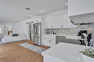 2978 SW 14th St in Miami, FL - Building Photo - Building Photo