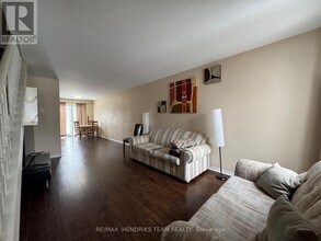 308 Oakdale Ave in St Catharines, ON - Building Photo - Building Photo