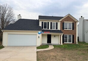 2070 Eagle Nest Bluff NW in Lawrenceville, GA - Building Photo