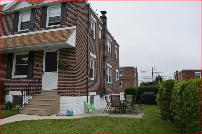 property at 586 Acorn St