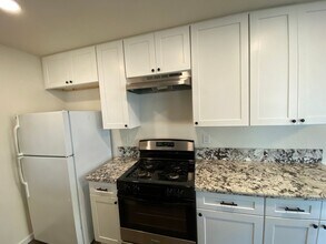 4620 Greenholme Dr in Sacramento, CA - Building Photo - Building Photo