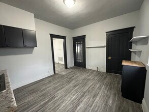 1206 Martin St in Danville, IL - Foto de edificio - Building Photo