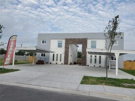 11 North St in Mission, TX - Building Photo