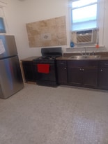 7636 S Yates Blvd in Chicago, IL - Building Photo