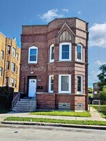 11347 S King Dr in Chicago, IL - Building Photo