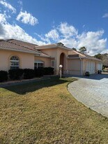 62 President Ln in Palm Coast, FL - Building Photo