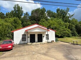 1844 N Ripley St in Montgomery, AL - Building Photo