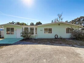 7250 12th Ave N in St. Petersburg, FL - Building Photo