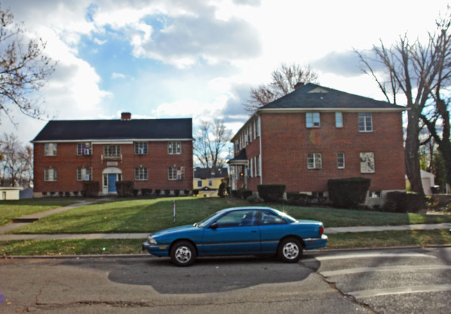 607 Claremont Ave in Dayton, OH - Building Photo - Building Photo