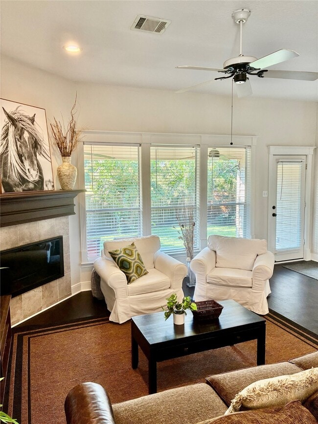 property at 435 N Rivershire Dr
