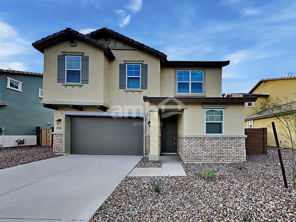 21552 S 231st Way in Queen Creek, AZ - Building Photo