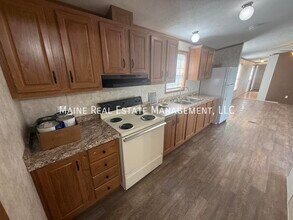 1343 Ohio St in Bangor, ME - Building Photo - Building Photo